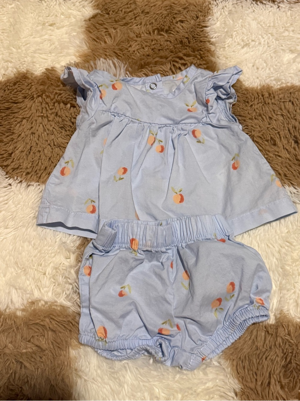Carterโs- Blue Peaches- Two Piece Set- 0-3 months